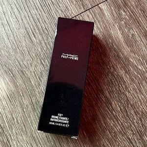 MAC Fix + Plus New Never Used